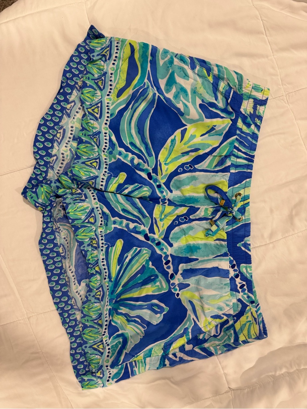 Lilly Pulitzer Blue & Green Tropical Print Drawstring Shorts
